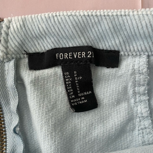 Mini Skirt - Picture 3 of 4